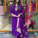 Look Modest in a Designer Purple Kurti this Eid